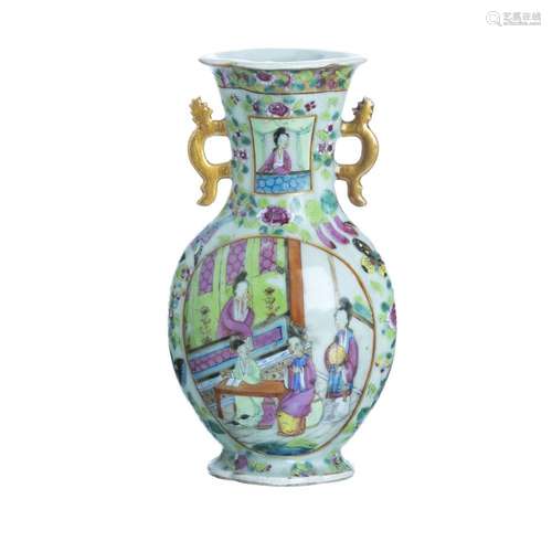 Mandarin Chinese Porcelain Vase, Tongzhi