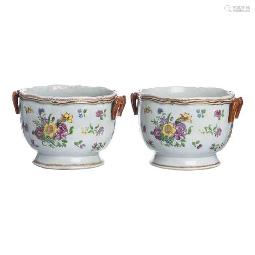 Pair of Chinese porcelain wine coolers, Qianlong