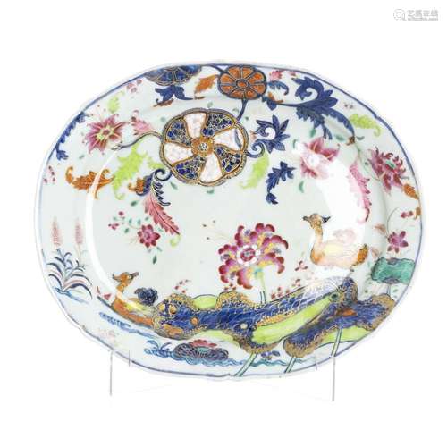 Chinese porcelain 'pseudo tobacco leaf' platter