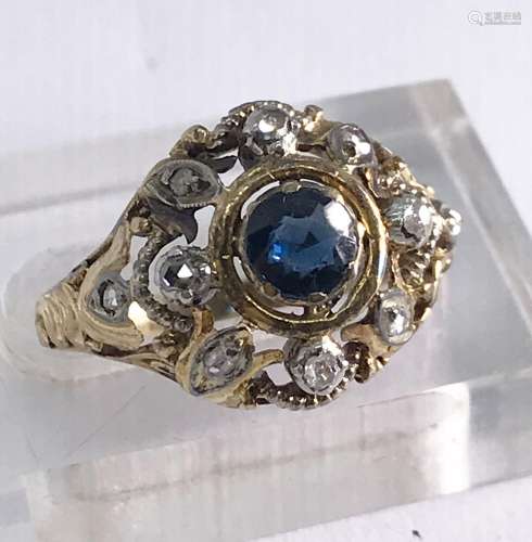 Ring, 585er GG, Saphir und zehn kleine Diamanten (hollaendis...