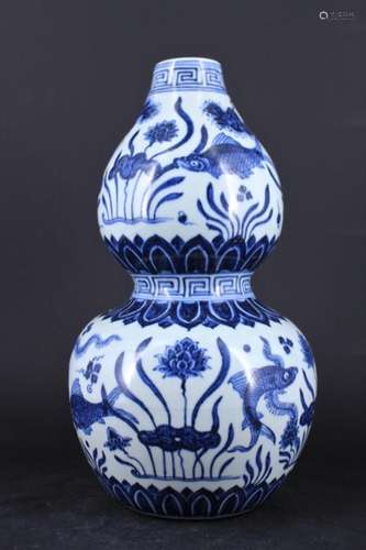 Large Ming Porcelain Blue&White Gourd Fish Vase