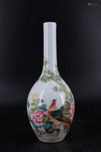 Qing Porcelain Famille Rose Enamel Vase