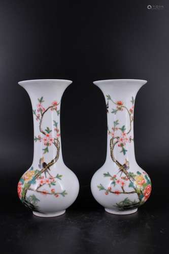 Pair of Qing Porcelain Enamel Vase