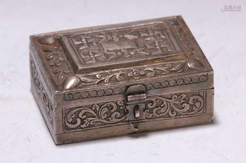 lid box, silver, Indochina/Indonesia, around 1900, pure