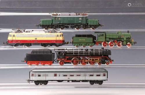 4 locomotives and 11 wagons, Trix Express, HO gauge, 2