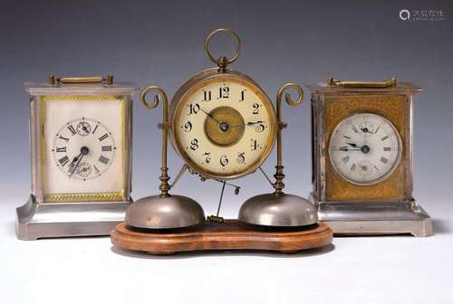 Bundle of three alarm clocks, German, around 1910, a)