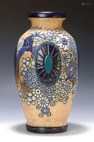 Large vase, Amphora Austria, around 1910, earthenware