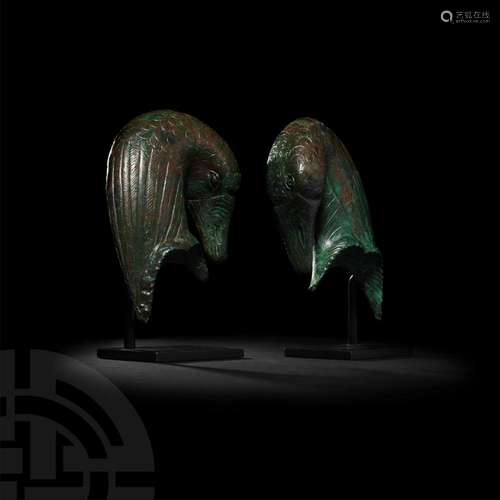 Roman Lectus Medius Swan Attachment Pair