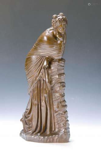 large Bronze sculpture of a Vestal Virgin, around 1900