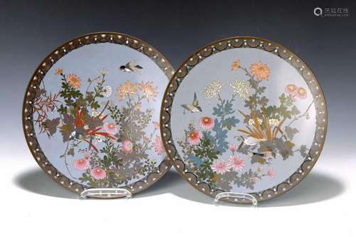 2 plates, Japan, around 1900, Bronze, colorful enameled in