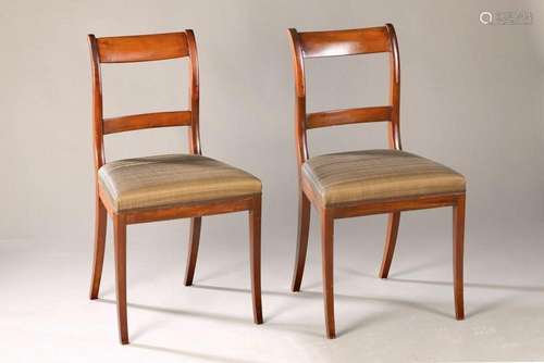 Set of four elegant Biedermeier chairs, Northern