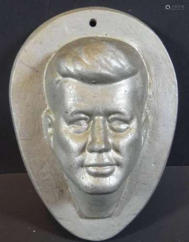 ALUMINIUM WANDPORTRAIT "J.F. KENNEDY"