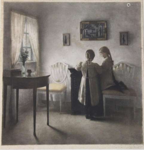 PETER VILHELM ILSTED (1861-1933), ZWEI SPIELENDE KLEINE MÄDC...