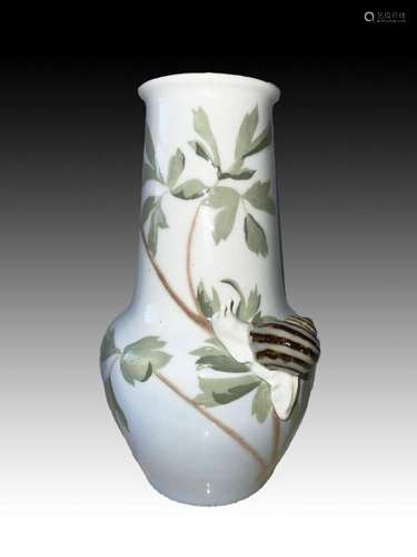 Important Polychrome Glazed Meissen Vase 19th/20th Century