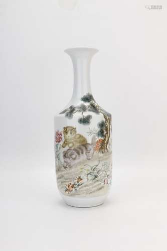 Qianlong Period Famille Rose Porcelain Bottle, China