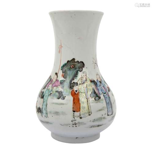 Famille rose-Vase. China, 18./19. Jh.