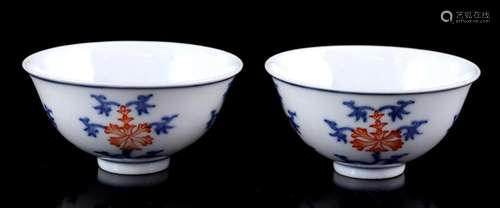 PORCELAIN BOWLS WITH SYNCHRONOUS DECOR