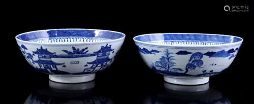 2 PORCELAIN BOWLS WITH BLUE AND WHITE DECOR OF A LANDSCAPE A...