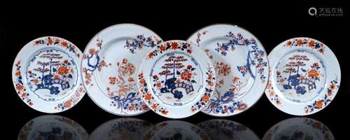 LOT OF CHINESE PORCELAIN