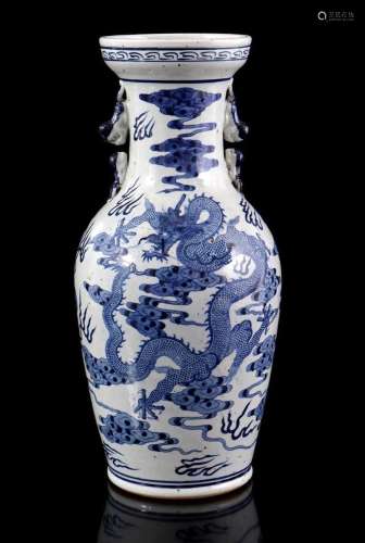 PORCELAIN VASE WITH BLUE AND WHITE DECOR OF 2 DRAGONS IN THE...