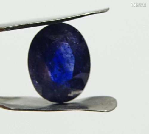 BEHANDELTER SAPHIR IM OVALSCHLIFF, 3,29 CT.