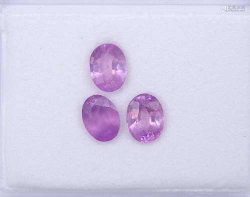 3 OVAL FACC. PINKE SAPHIRE, ZUS. 5,35CT.