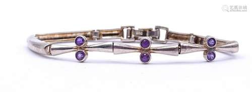 ARMBAND MIT RUND FACC. AMETHYSTE, STERLING SILBER