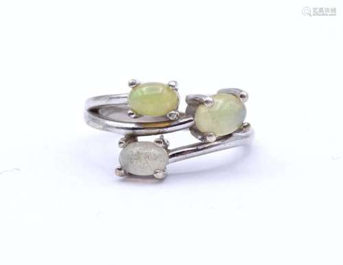 SILBER RING MIT DREI OPAL CABOCHONS