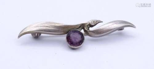 ALTE SILBER BROSCHE MIT EINEN RUND FACC. AMETHYST