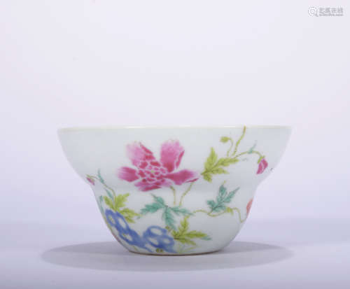 A famille-rose 'floral' bowl