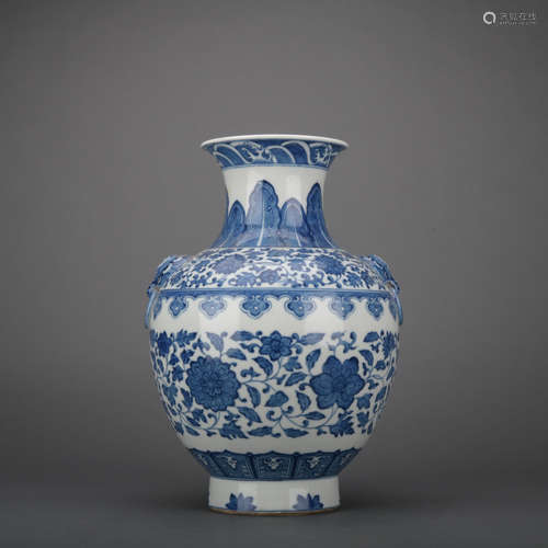 A blue and white 'floral' vase