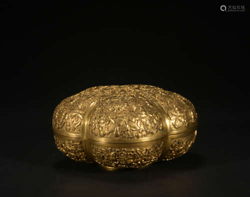 A gilt-bronze 'floral' box and cover