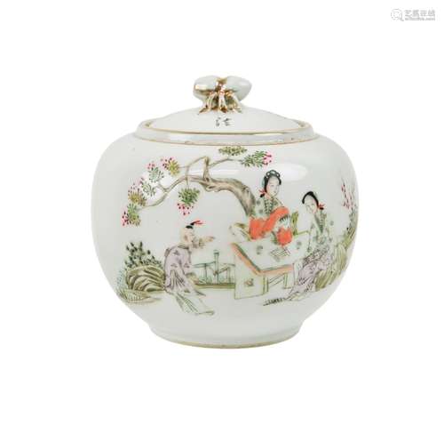 FAMILLE ROSE JAR WITH SPIDER PULL