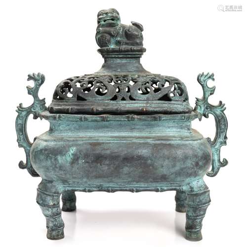 Chinese Lion Lid Bronze Incense Burner