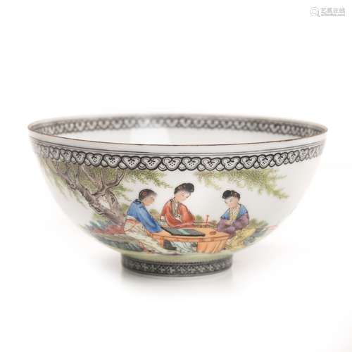 CHINESE REPUBLIC FAMILLE ROSE EGGSHELL BOWL