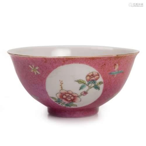 Early Republic Chinese Famille Rose Sgrafitto Bowl