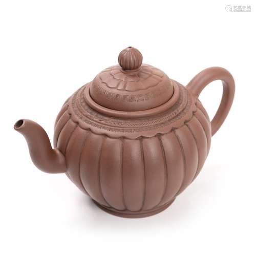 CHINESE YIXING CLAY TEA POT