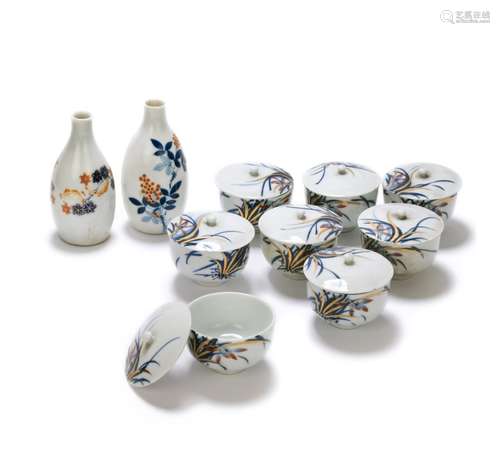 GROUP OF 10 JAPANESE GILDED IMARI PORCELAIN