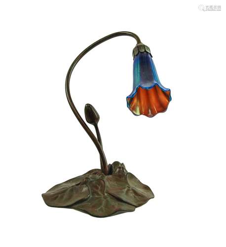 Lundberg Studios American Deluxe Bronze Lily Lamp