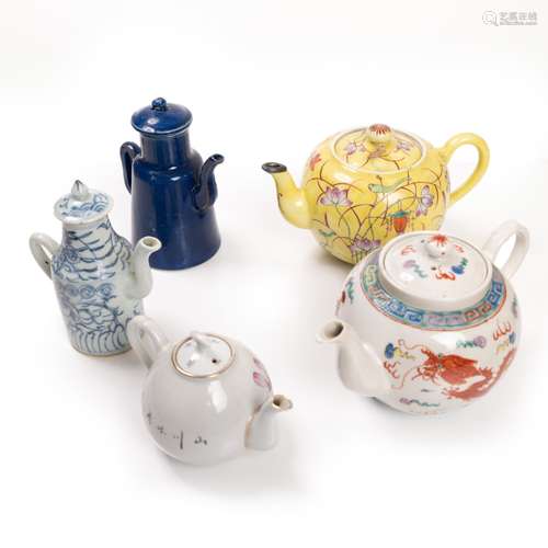 GROUP OF 5 CHINESE TEA POT