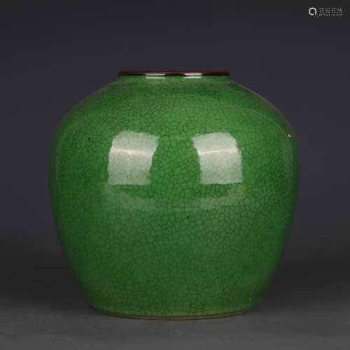 A Green Glaze Crackle Jar