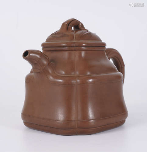 Jinding Yixing Teapot