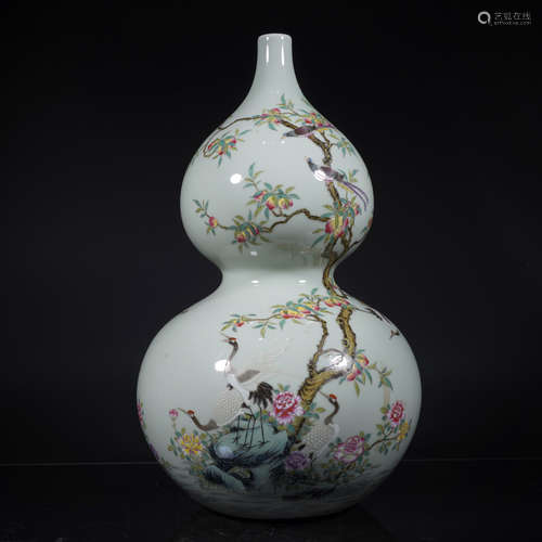 Celadon Glazed Bird-and-Flower Double-Gourd Vase