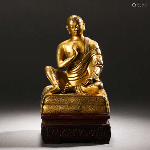 Qing Dynasty Gilt Bronze Master Statue