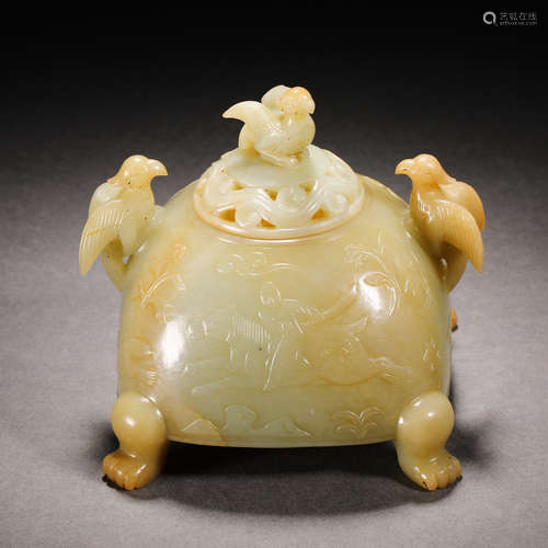 Han Dynasty Hetian jade bird head aromatherapy