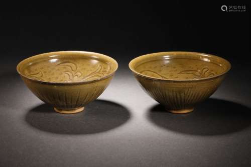Song Dynasty Celadon Flowers big bowl