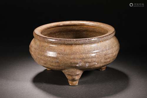 Song Dynasty official kiln three-legged furnace