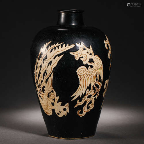 Song Dynasty black glazed phoenix bottle