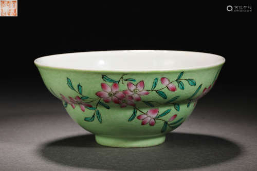 Qing Dynasty pastel flowers big bowl