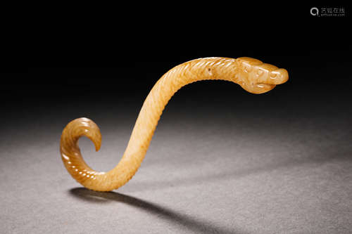 Han Dynasty Hetian Jade Dragon Pattern Jade Hook